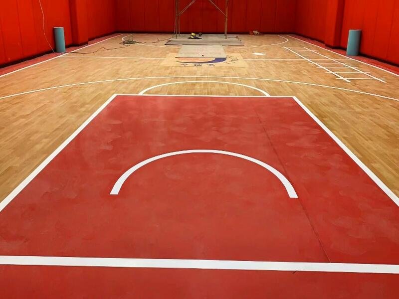 Analyzing the chemical composition of resilient flooring